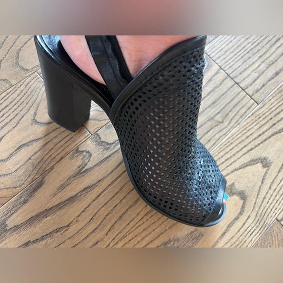 Vera Gomma Atelier perforated sandal black made in Italy 39 8.5 - Picture 4 of 4